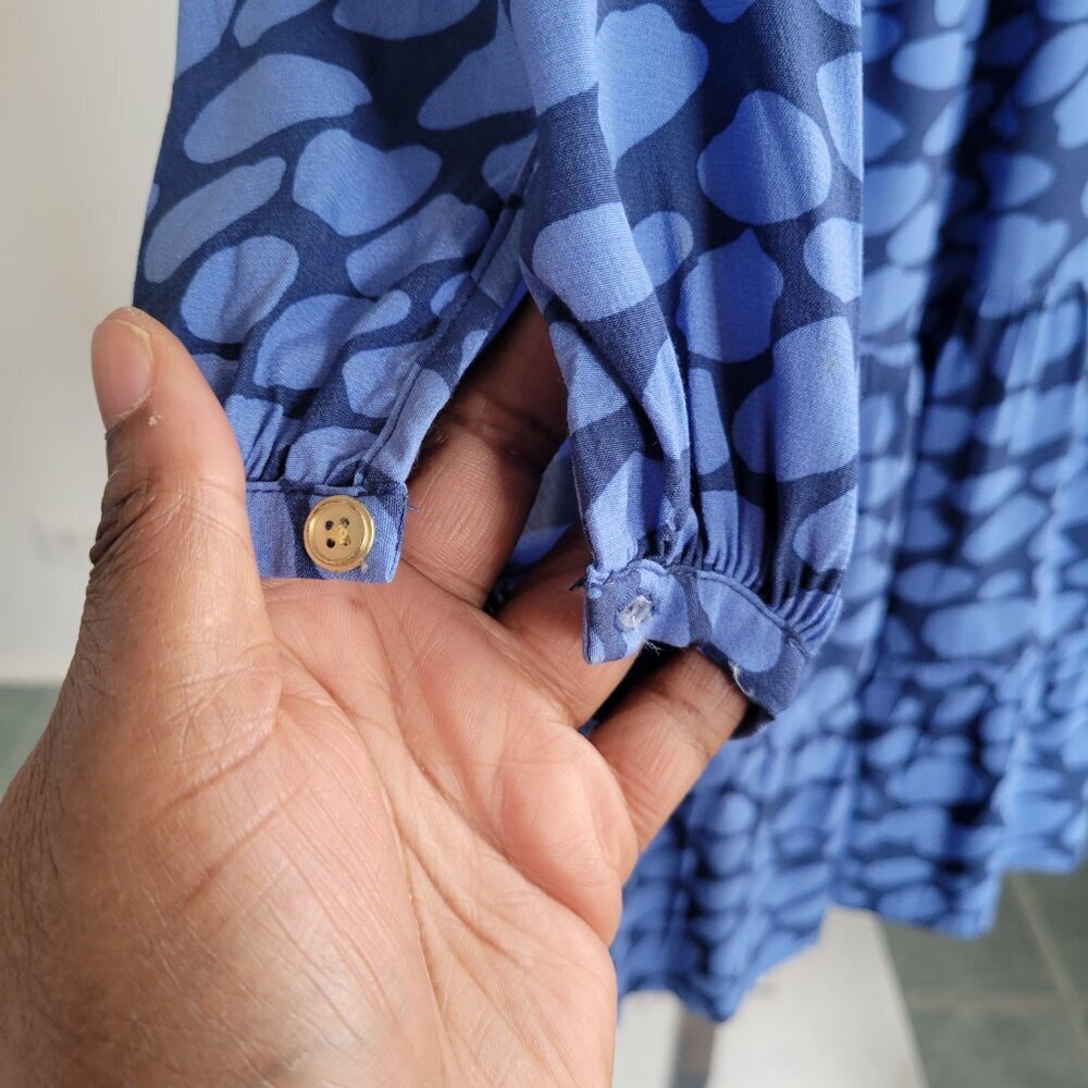 Ann Taylor Loft Blue Smocked Neck Abstract Pebble Print Dress (Size: M) - Picture 4 of 12